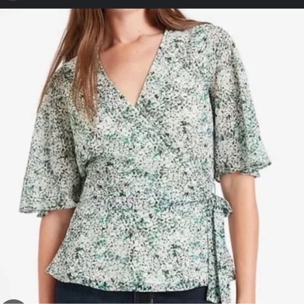 Banana Republic short sleeve wrap blouse